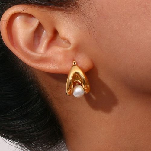 Gold 316L Steel and White Pearls Earrings